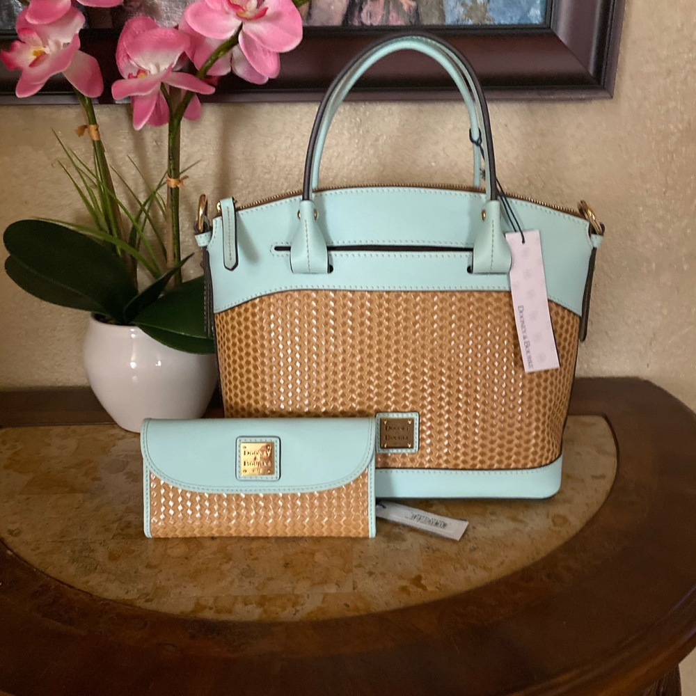 Dooney and Bourke purse and wallet